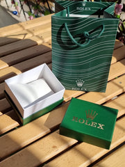 Rolex Oyster بضهر شفاف وحركة عقارب اتوماتيك