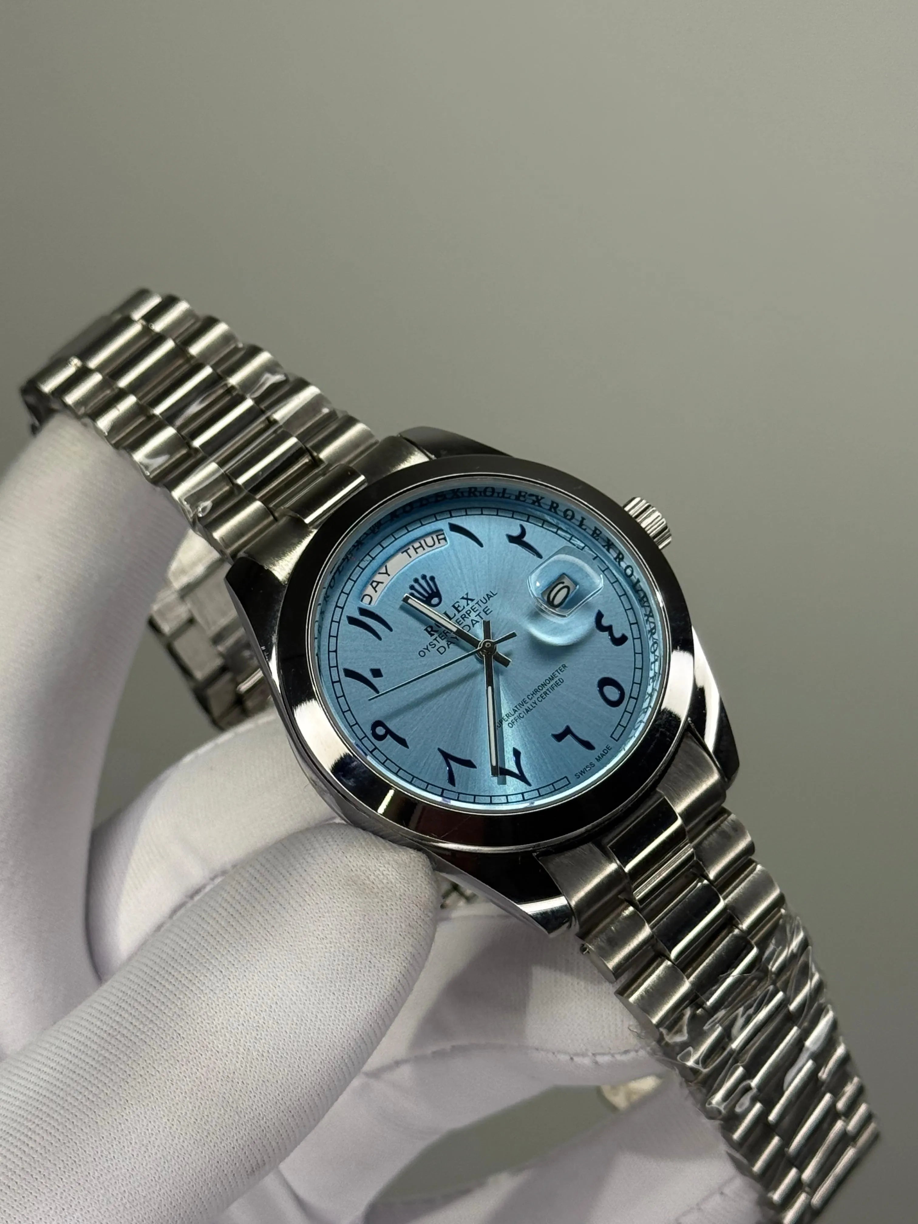 رولكس داي ديت (Day-Date) -  بالأرقام العربية Secondary image