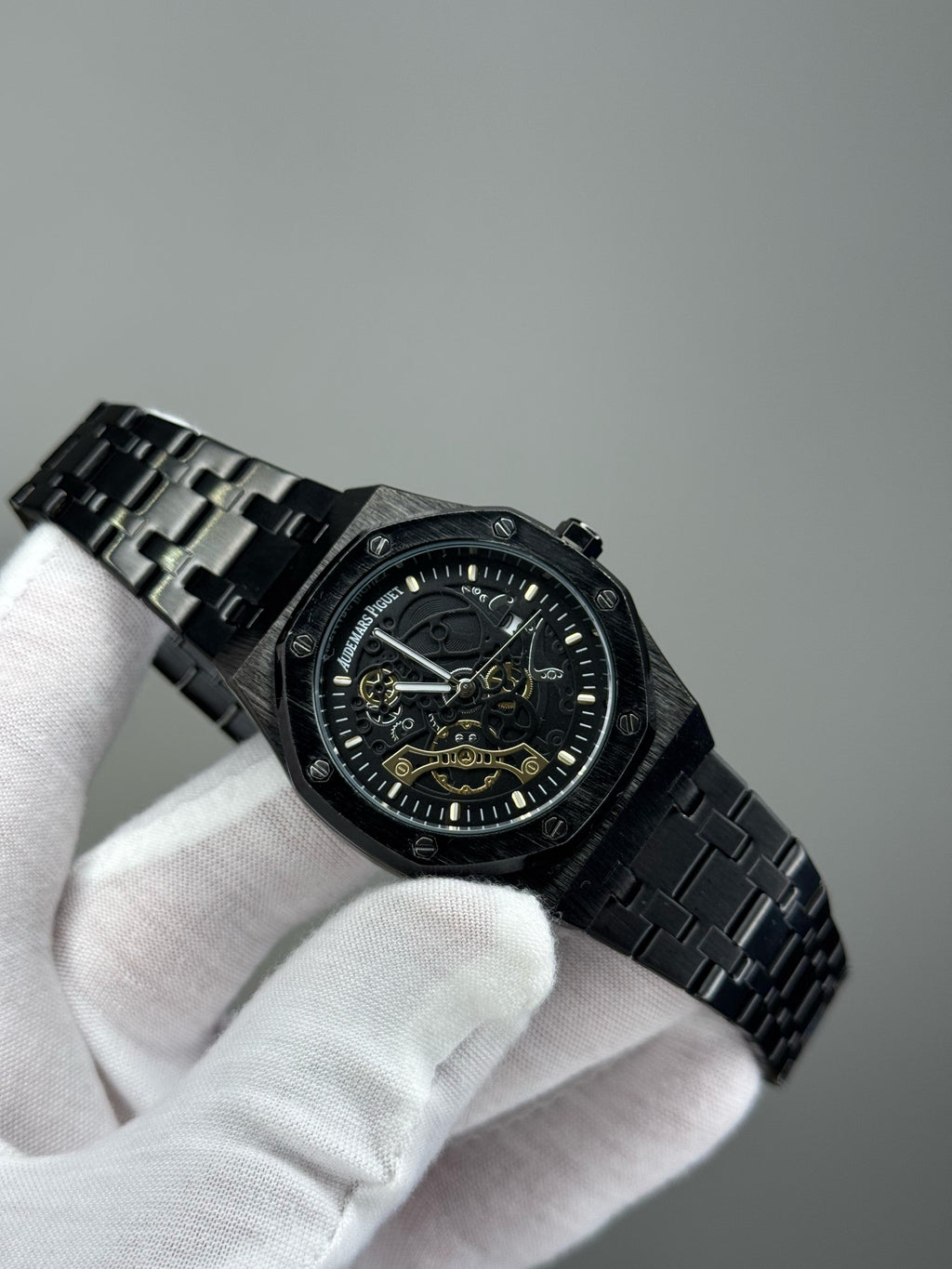 Ap بضهر شفاف وحركة عقارب سحتب - Ahmed Store