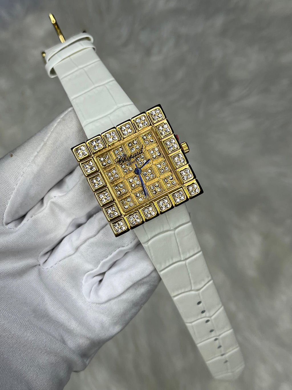 ساعة حريمي شوبارد Chopard - Ahmed Store